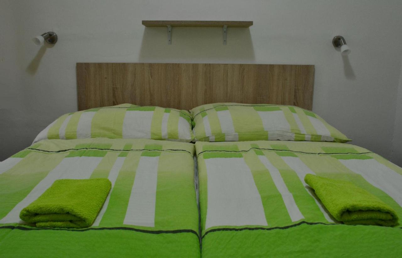 Hotel Decin Na Skrivance Εξωτερικό φωτογραφία