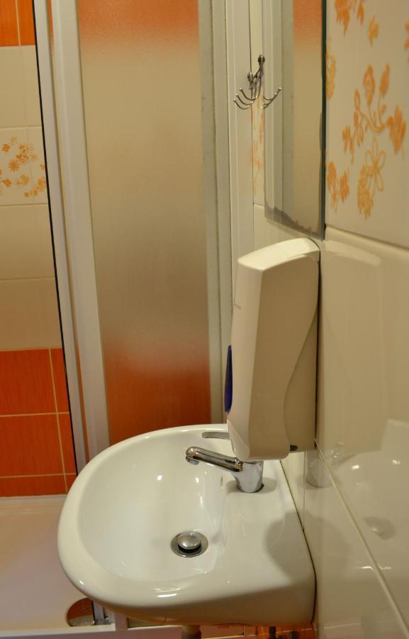 Hotel Decin Na Skrivance Εξωτερικό φωτογραφία
