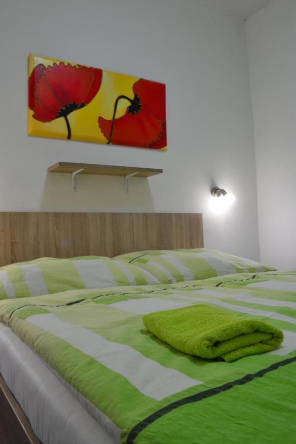 Hotel Decin Na Skrivance Εξωτερικό φωτογραφία