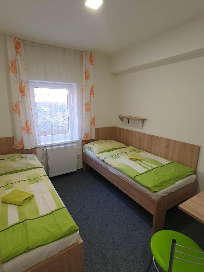 Hotel Decin Na Skrivance Εξωτερικό φωτογραφία