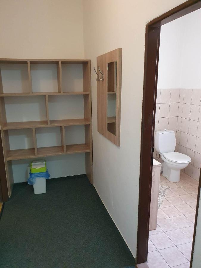 Hotel Decin Na Skrivance Εξωτερικό φωτογραφία