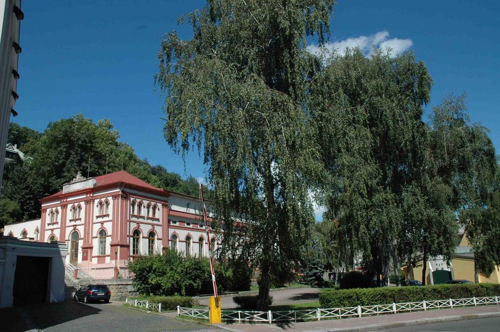 Hotel Decin Na Skrivance Εξωτερικό φωτογραφία