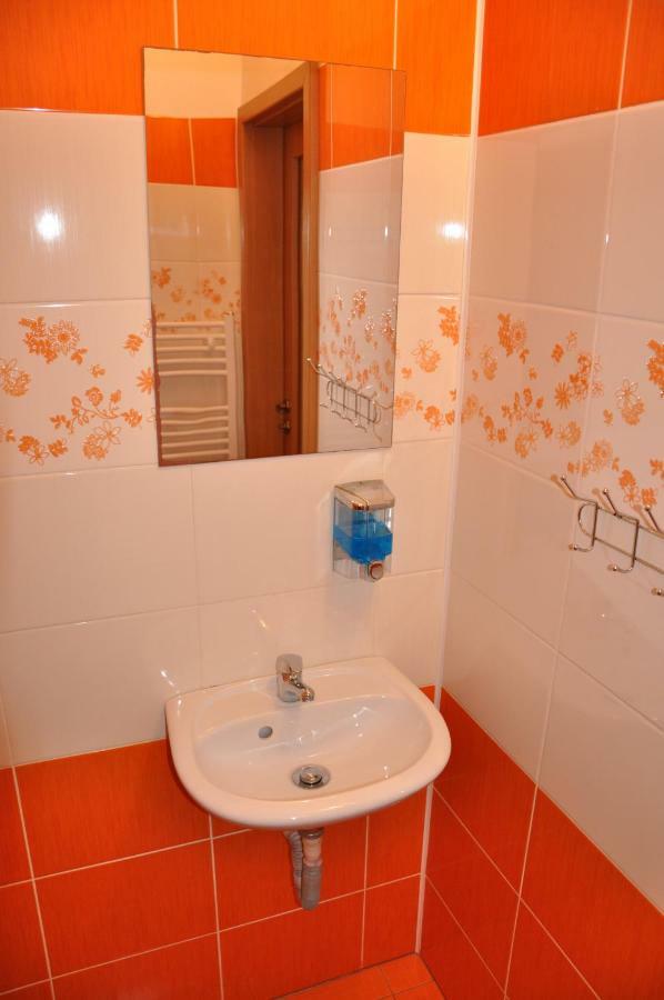 Hotel Decin Na Skrivance Εξωτερικό φωτογραφία